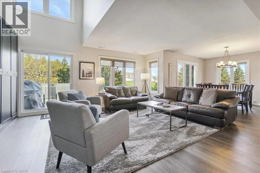 120 FAIRWAY Court Unit# 218, #218