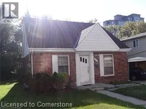 342 KING Street N
