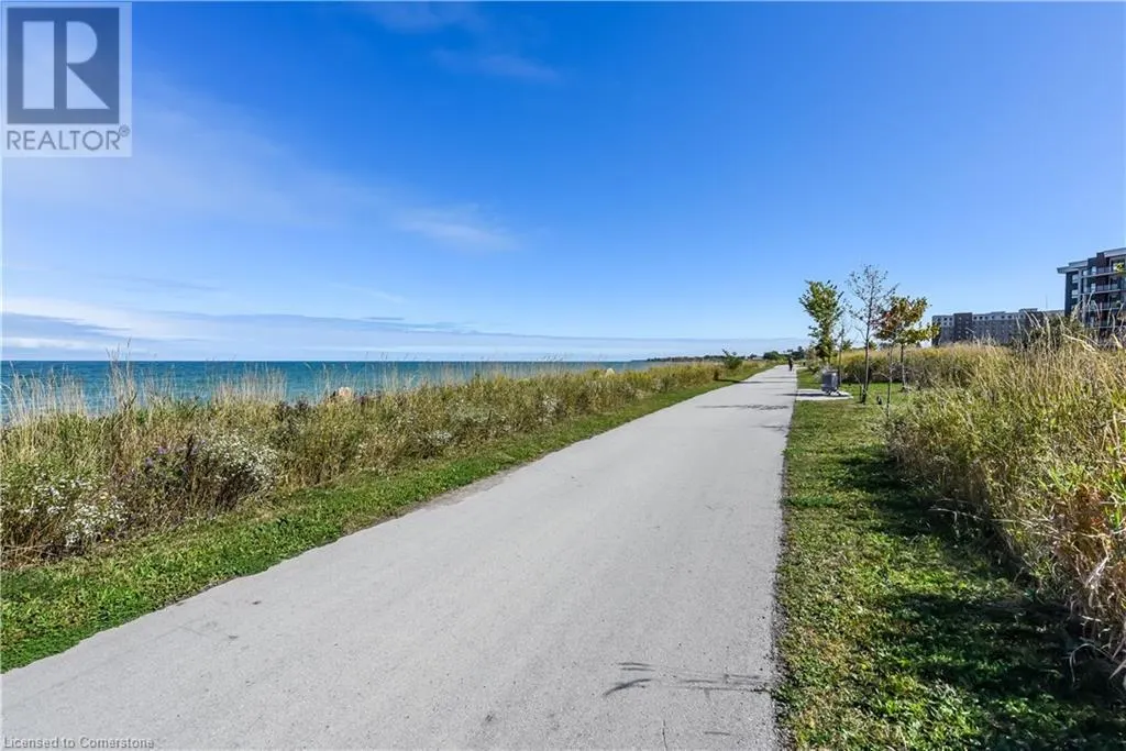 125 SHOREVIEW Place Unit# 329, #329