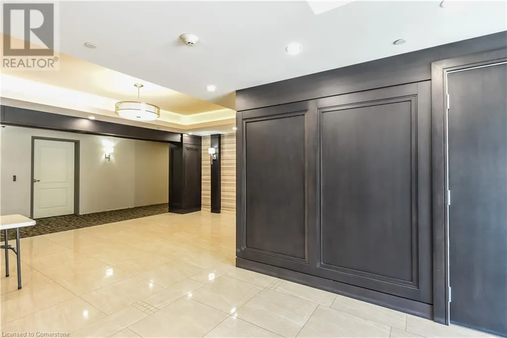 125 SHOREVIEW Place Unit# 329, #329