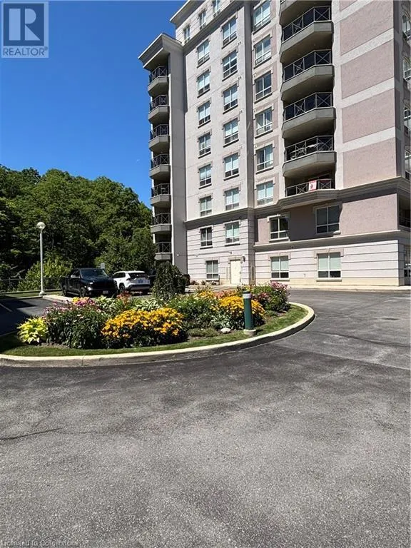 4000 CREEKSIDE Drive Unit# 203, #203