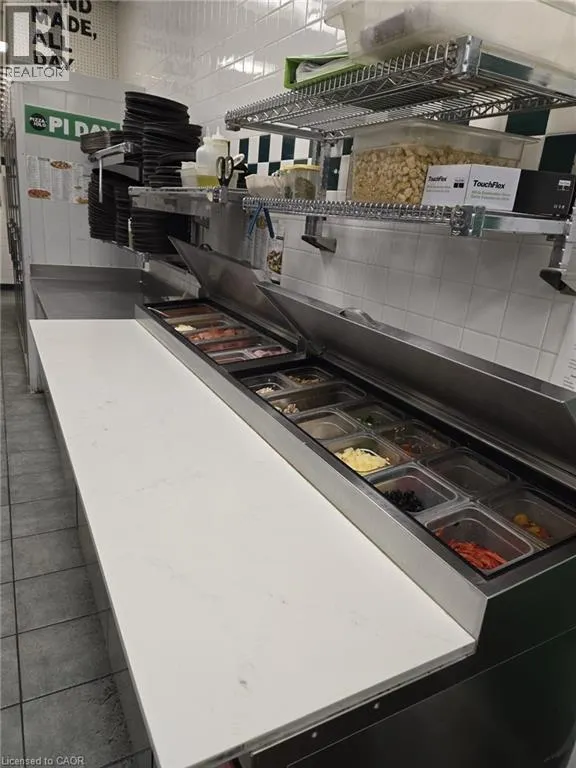 2335 TRAFALGAR Road Unit# D2, #D2