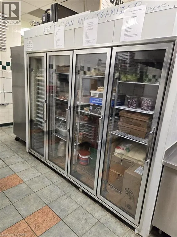 2335 TRAFALGAR Road Unit# D2, #D2