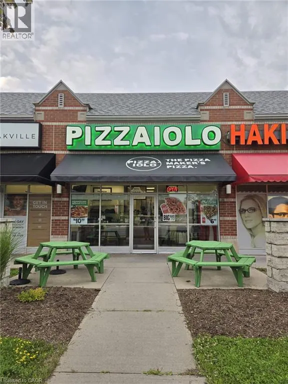 2335 TRAFALGAR Road Unit# D2, #D2