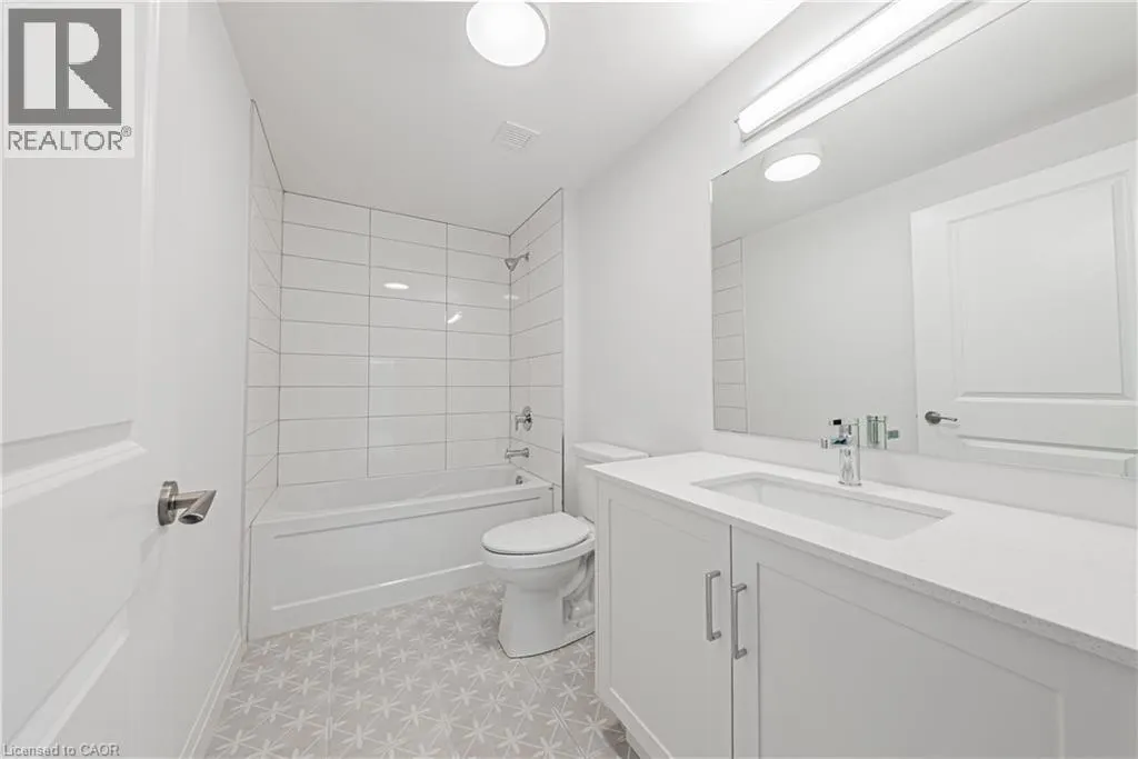 153 WILSON Street W Unit# 103, #103