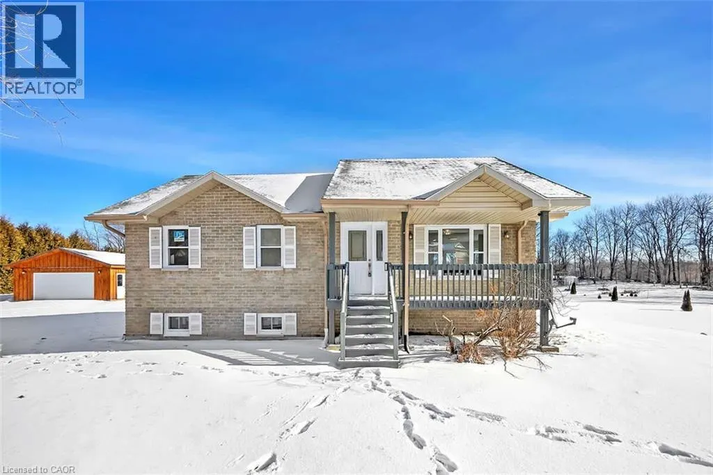 123 LIVINGWOOD Crescent