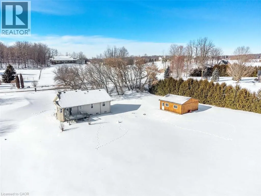 123 LIVINGWOOD Crescent