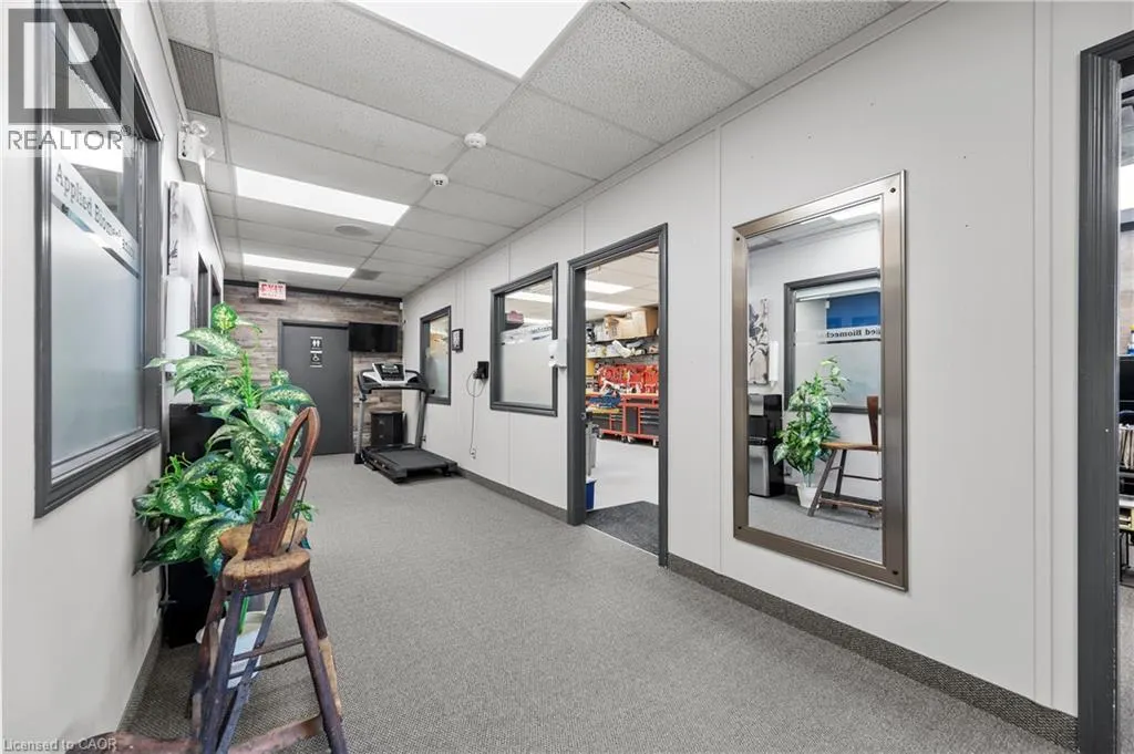 214 SPEEDVALE Avenue W Unit# 7, #7