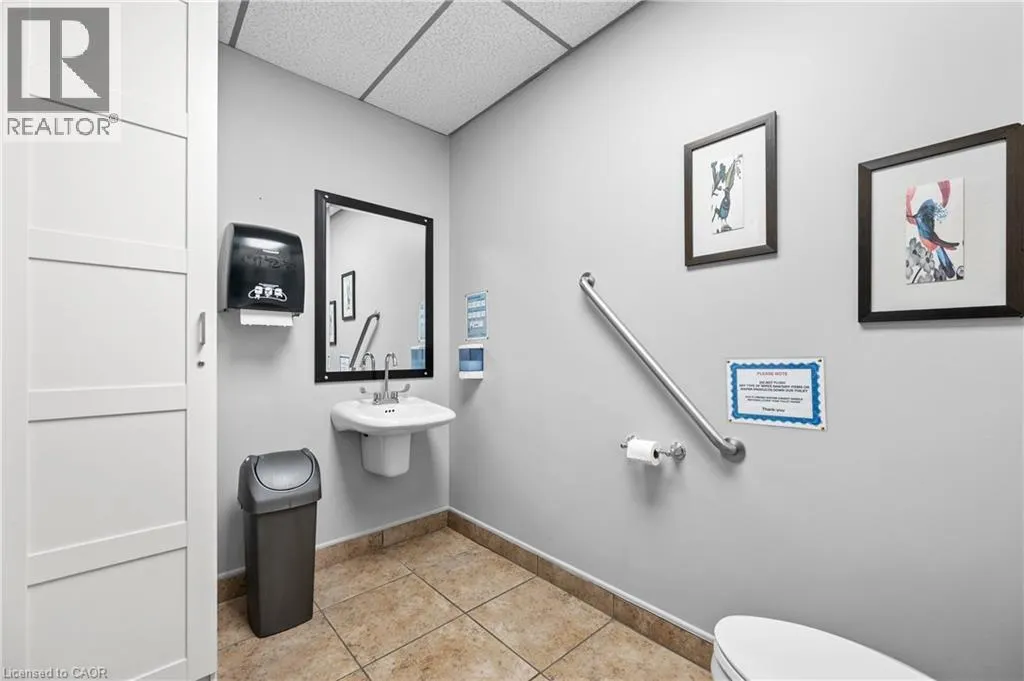 214 SPEEDVALE Avenue W Unit# 7, #7