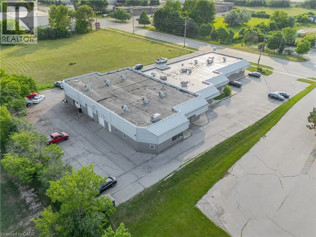 214 SPEEDVALE Avenue W Unit# 7, #7