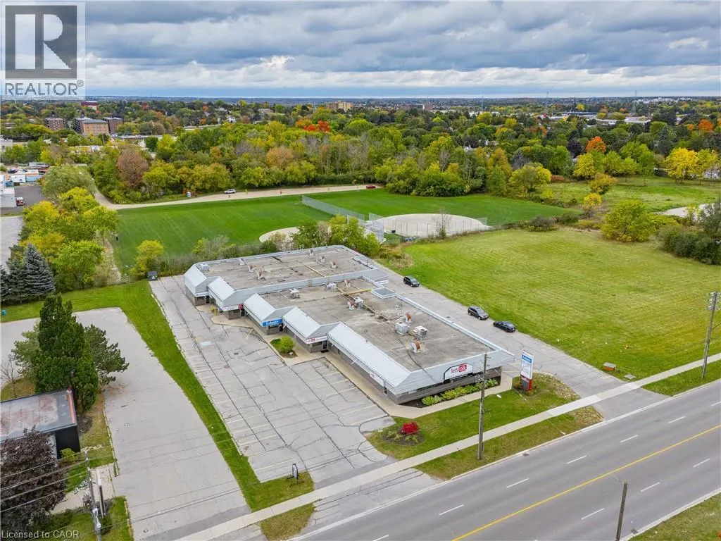 214 SPEEDVALE Avenue W Unit# 7, #7