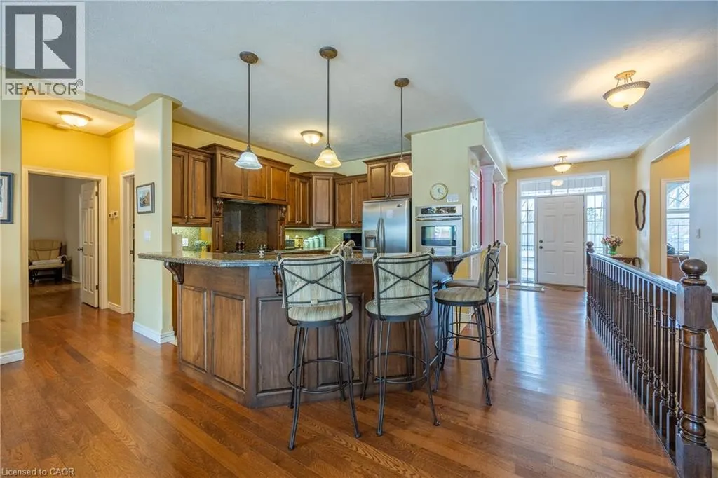 44 FOREST WOOD Drive