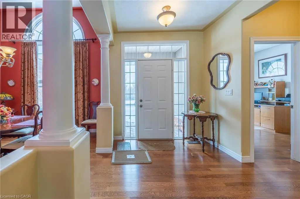 44 FOREST WOOD Drive