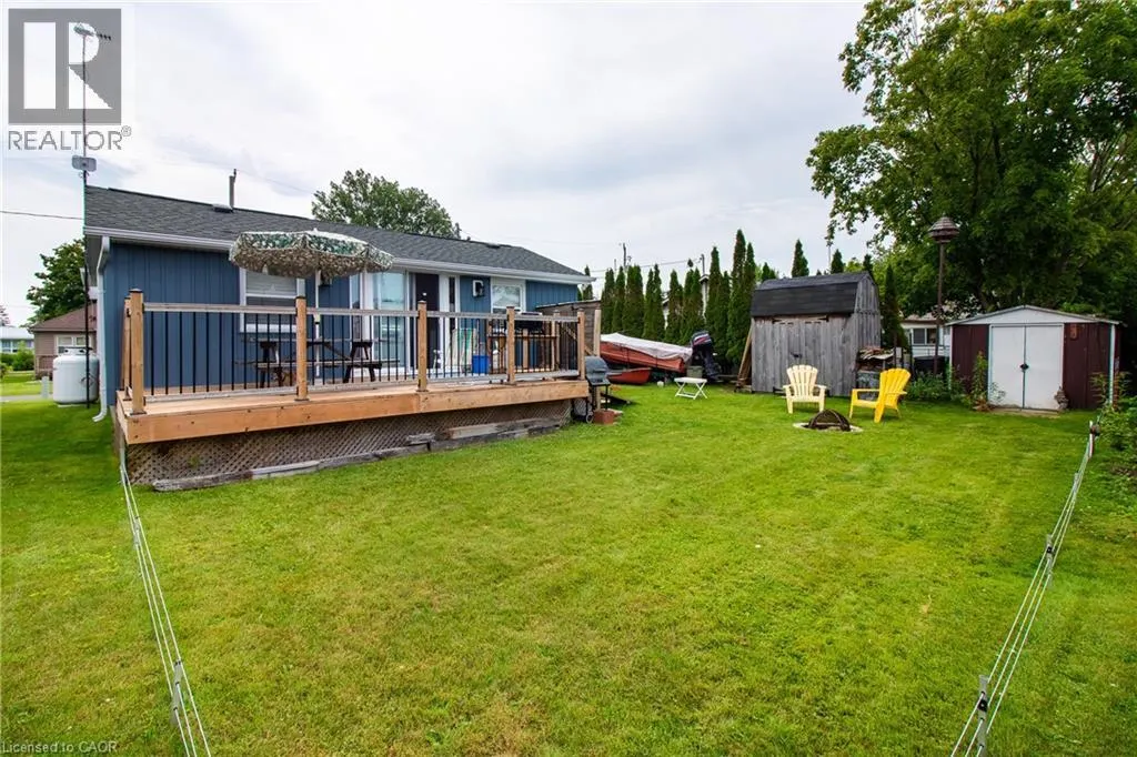 20 4TH Avenue
