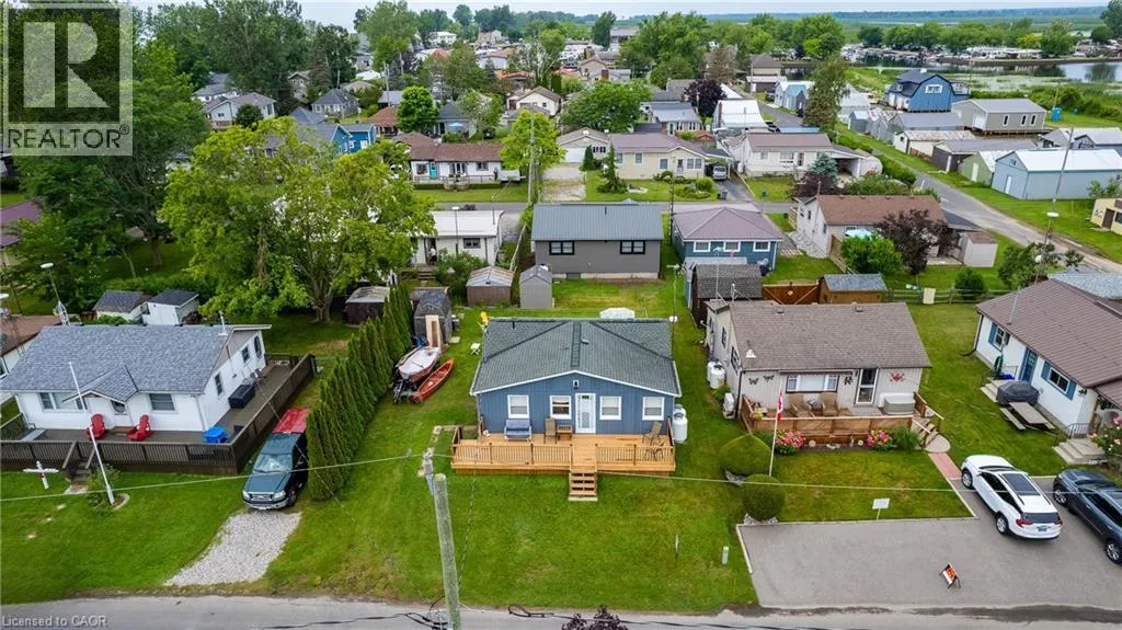 20 4TH Avenue