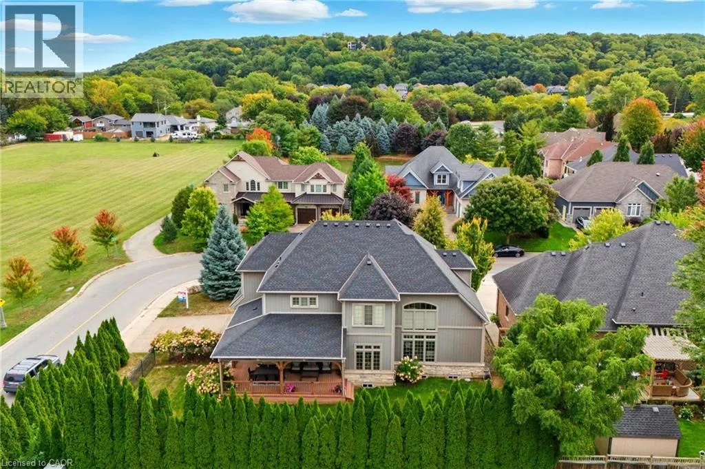 2 BUNNY GLEN Drive