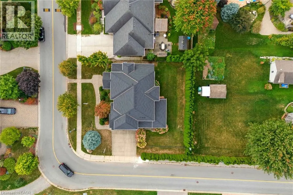 2 BUNNY GLEN Drive