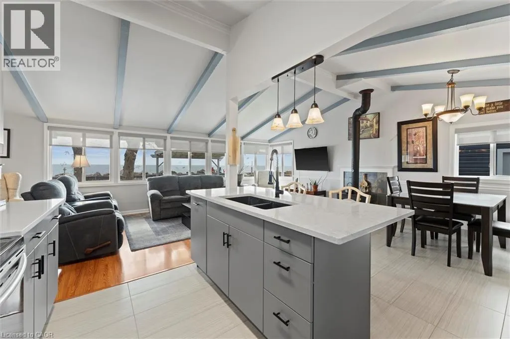 244 COTTERIE Park