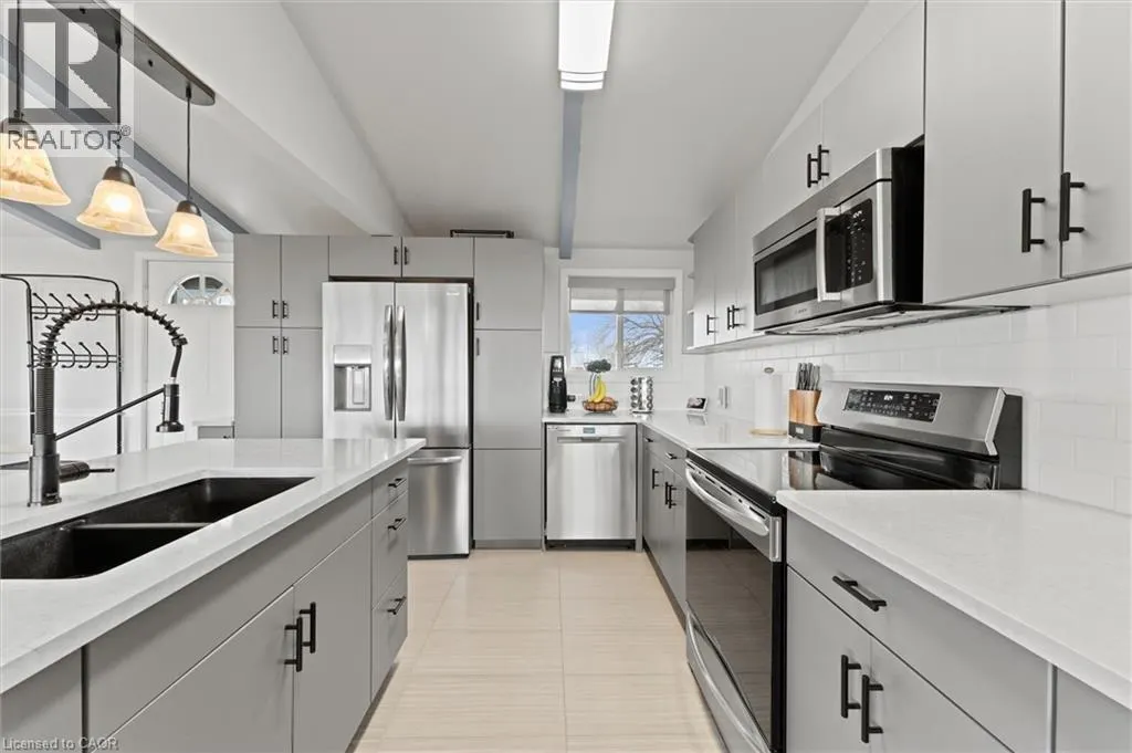 244 COTTERIE Park
