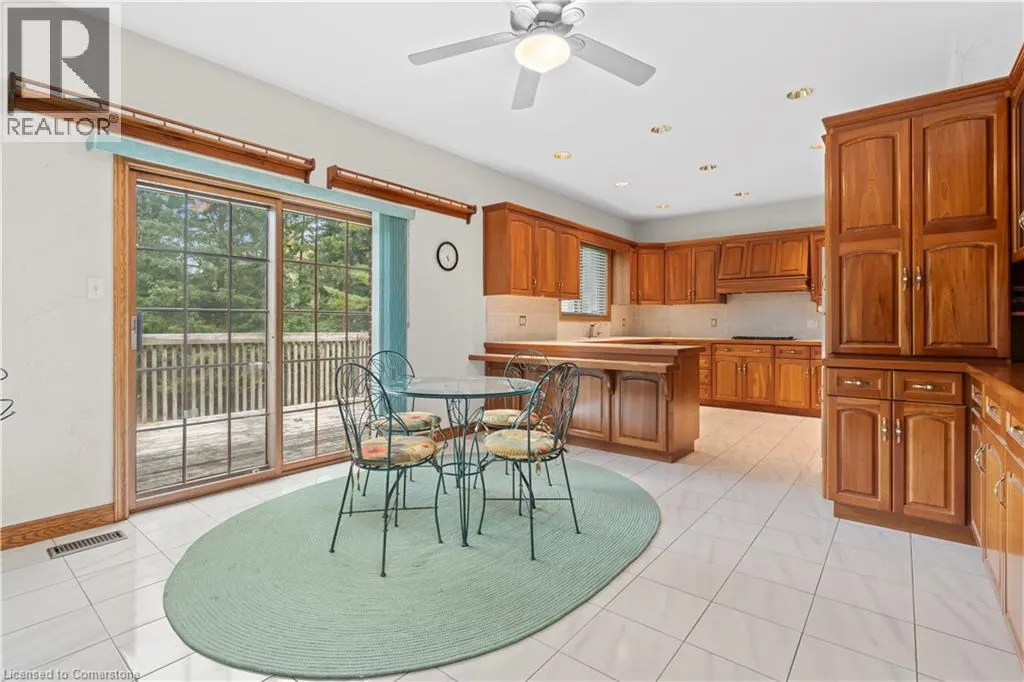 21 WOODLAND ACRES Crescent