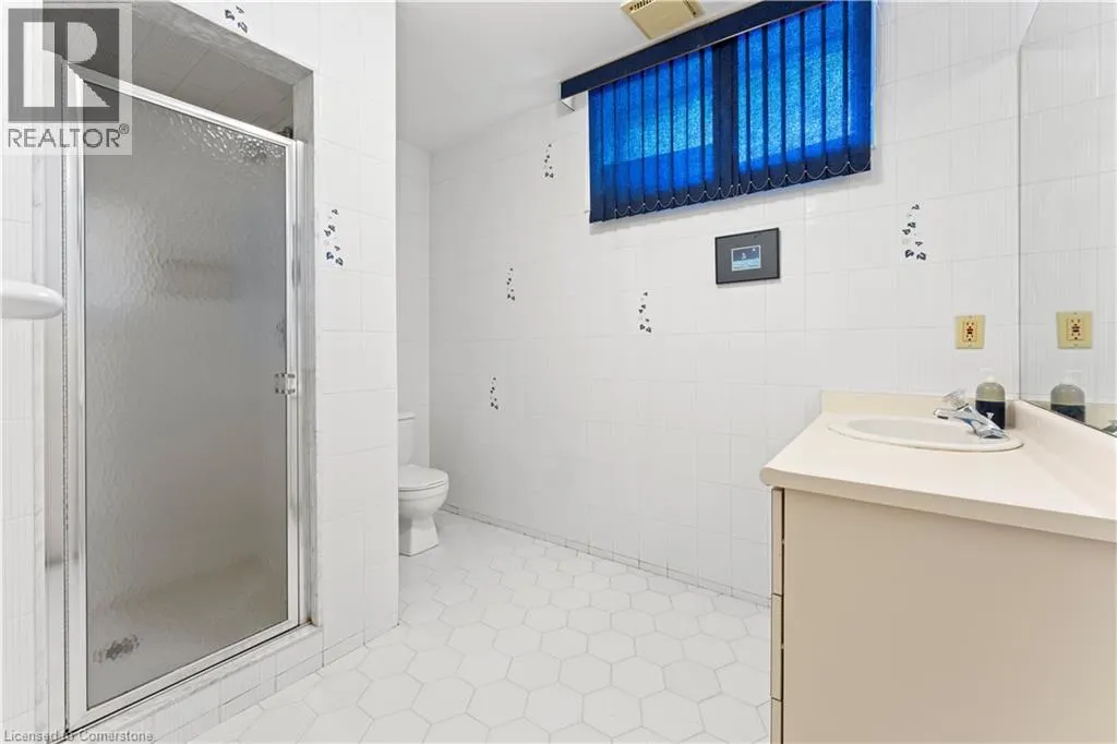 21 WOODLAND ACRES Crescent