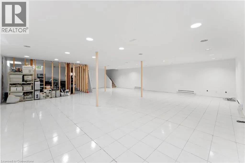 21 WOODLAND ACRES Crescent
