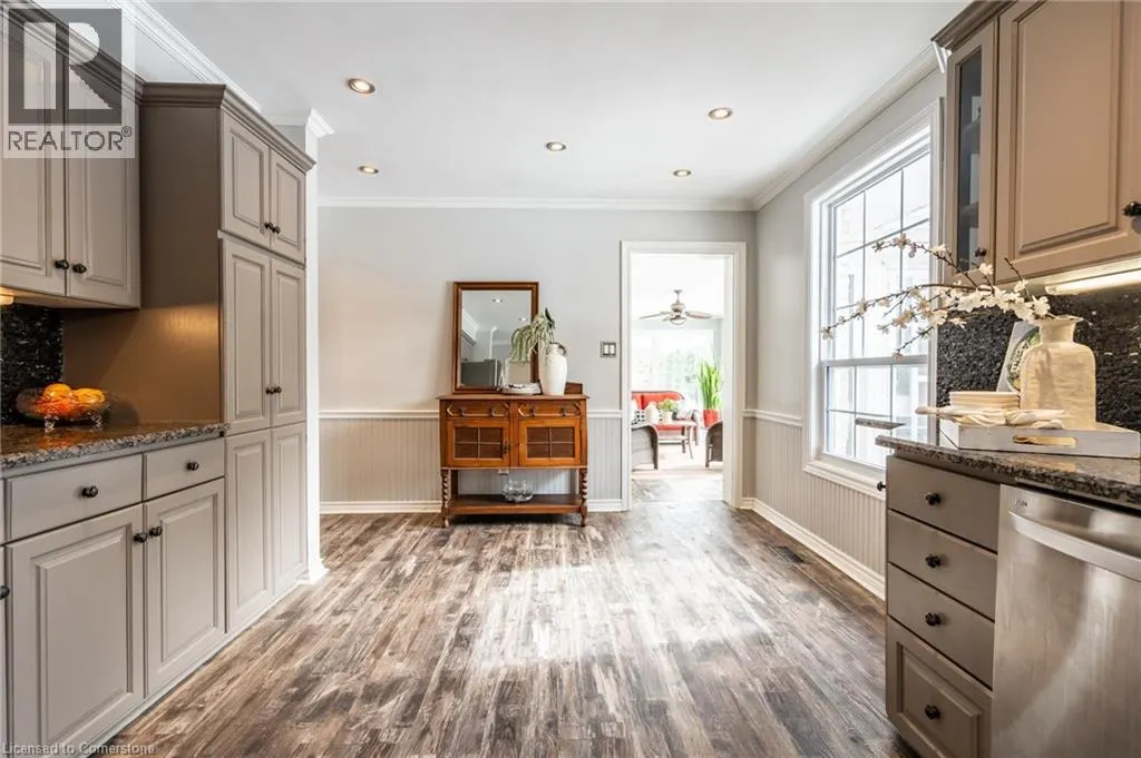 1 ACREDALE Drive
