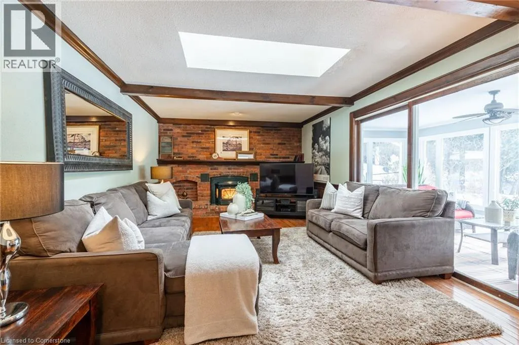 1 ACREDALE Drive
