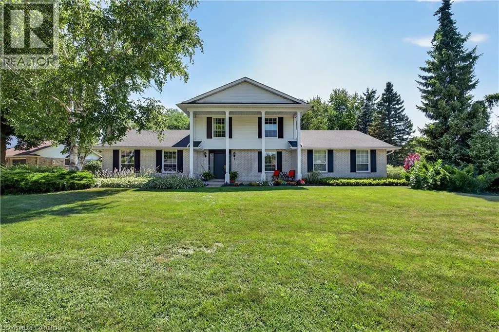 1 ACREDALE Drive