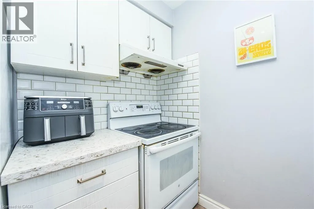 47 ELLIS Drive Unit# 47, #47