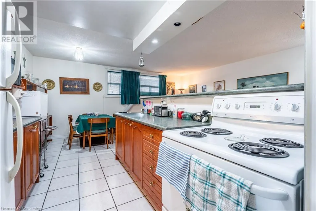 264 OAKDALE Avenue Unit# 102, #102