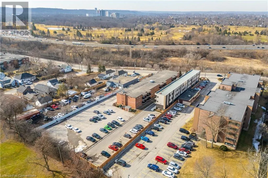 264 OAKDALE Avenue Unit# 102, #102