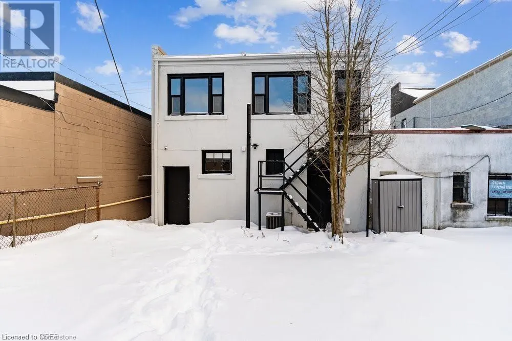 598 UPPER JAMES Street