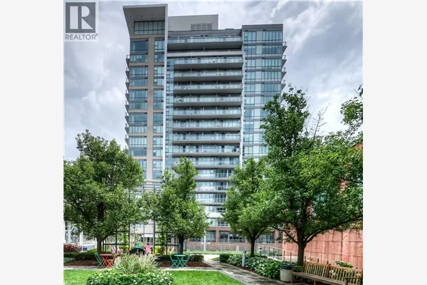 85 DUKE Street W Unit# 1404