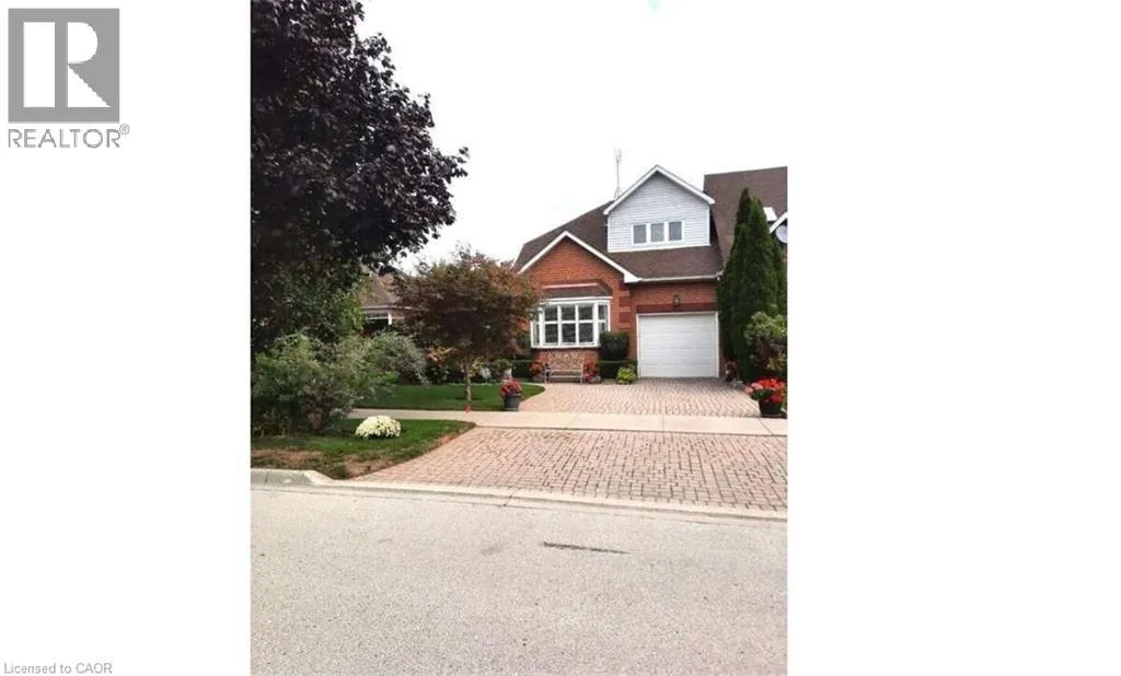 44 MORRISON Crescent