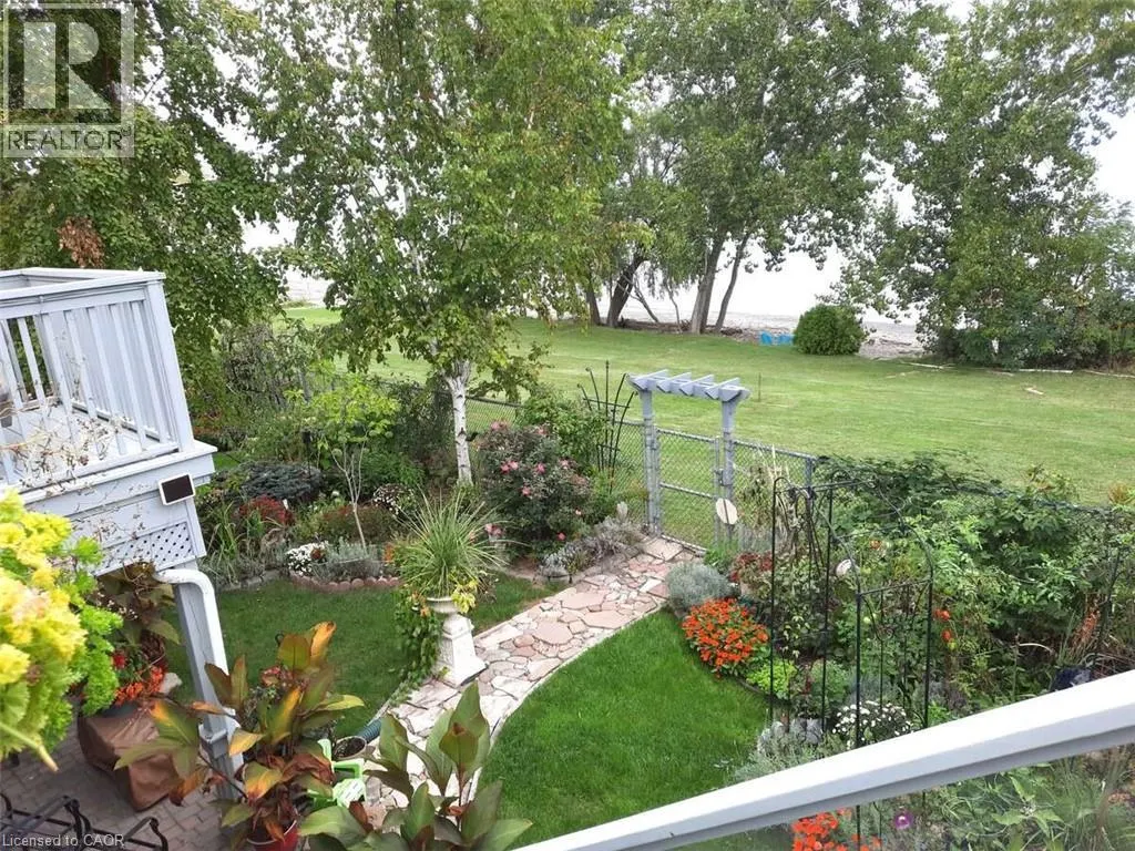 44 MORRISON Crescent