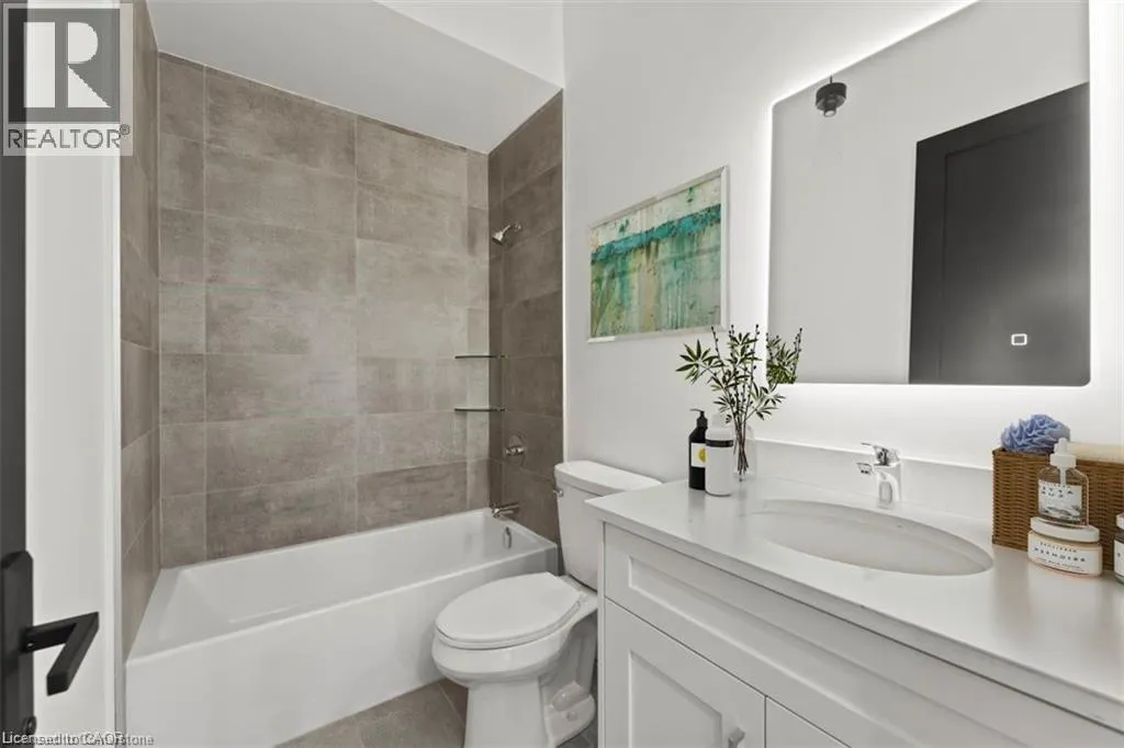 247 BROCK Street Unit# 201, #201