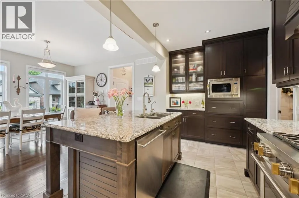 10 CHESTNUT Drive