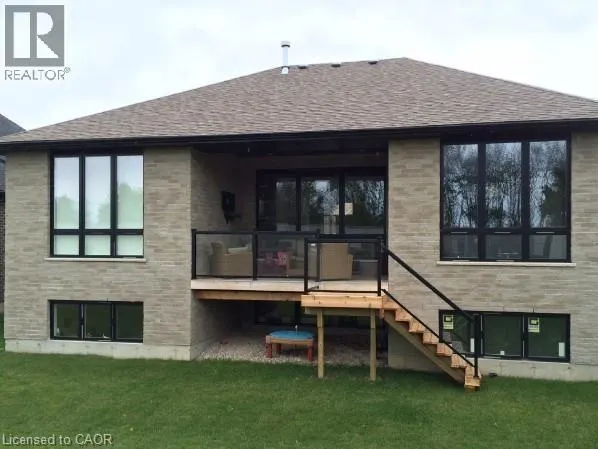 613 SWEETBAY Crescent