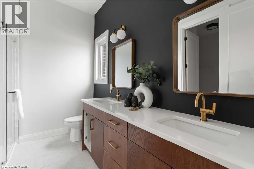 613 SWEETBAY Crescent