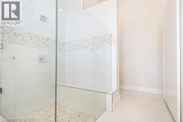 613 SWEETBAY Crescent