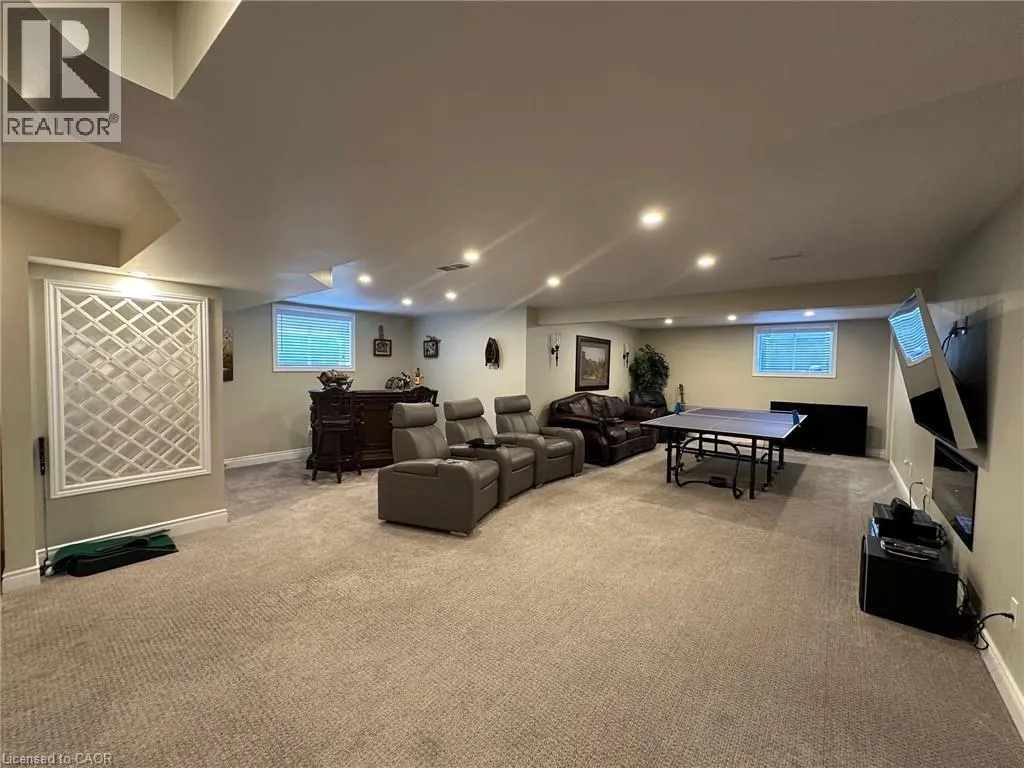 64 ENGLISH Crescent