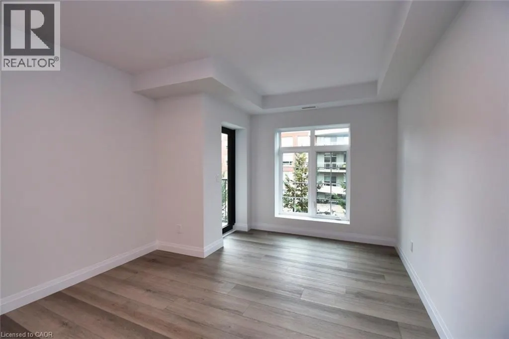 153 WILSON Street W Unit# 306, #306