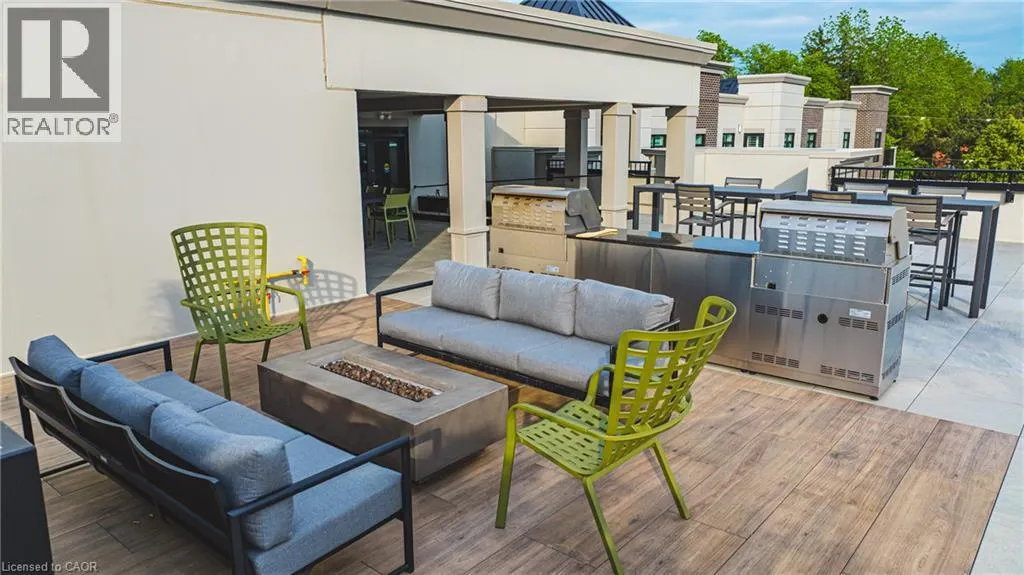 153 WILSON Street W Unit# 306, #306