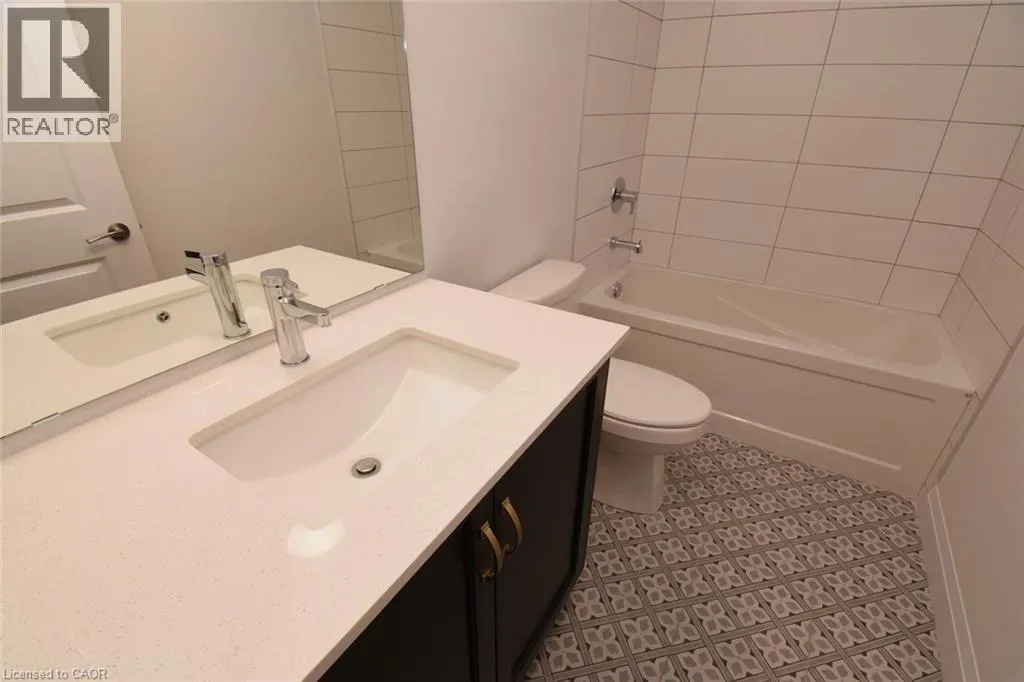 153 WILSON Street W Unit# 306, #306