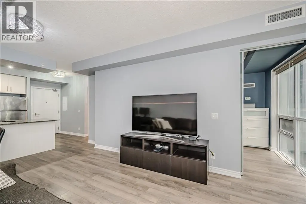 15 JAMES FINLAY Way Unit# 917, #917