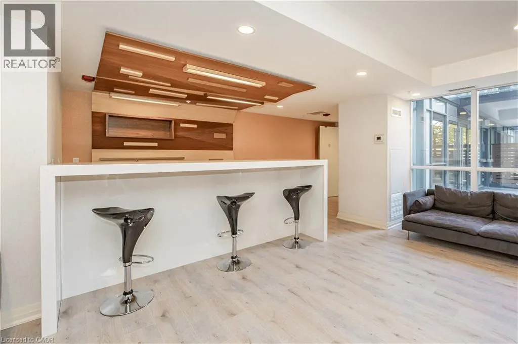 15 JAMES FINLAY Way Unit# 917, #917