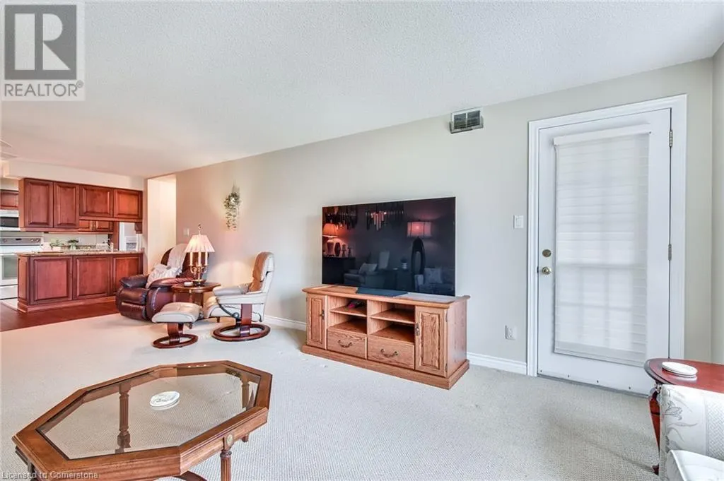 970 GOLF LINKS Road Unit# 205, #205