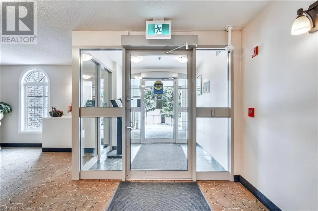 970 GOLF LINKS Road Unit# 205, #205