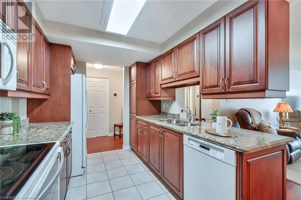 970 GOLF LINKS Road Unit# 205, #205